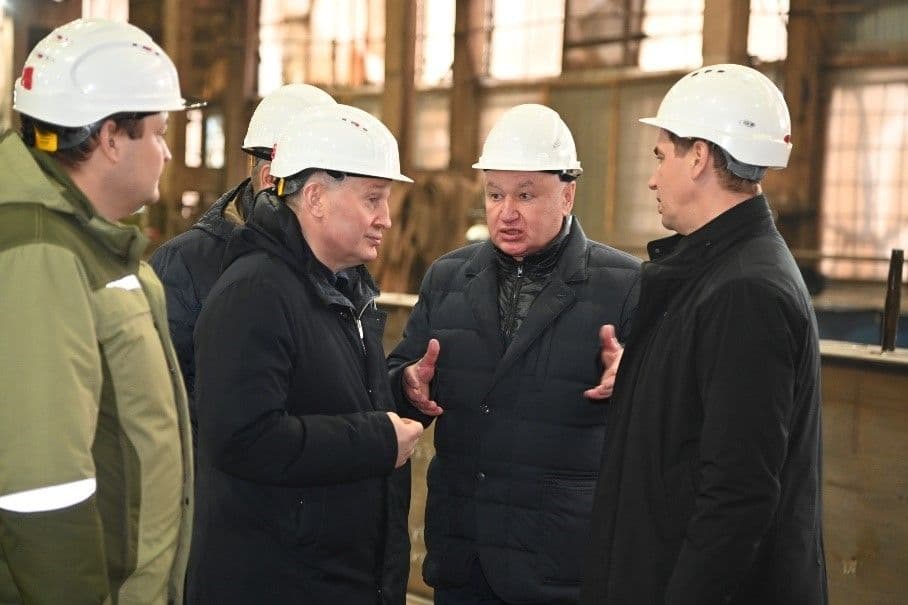 Губернатор Волгоградской области посетил АО УКЗ