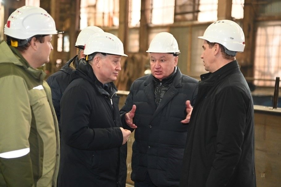 Губернатор Волгоградской области посетил АО УКЗ