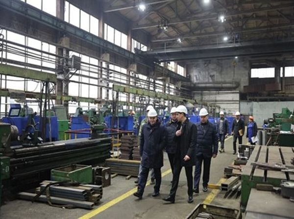 Губернатор Волгоградской области посетил АО УКЗ